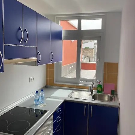Las Canteras ático Con 28m2 De Terraza Rosamar