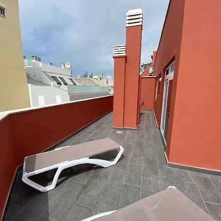 Las Canteras ático Con 28m2 De Terraza Rosamar Apartamento
